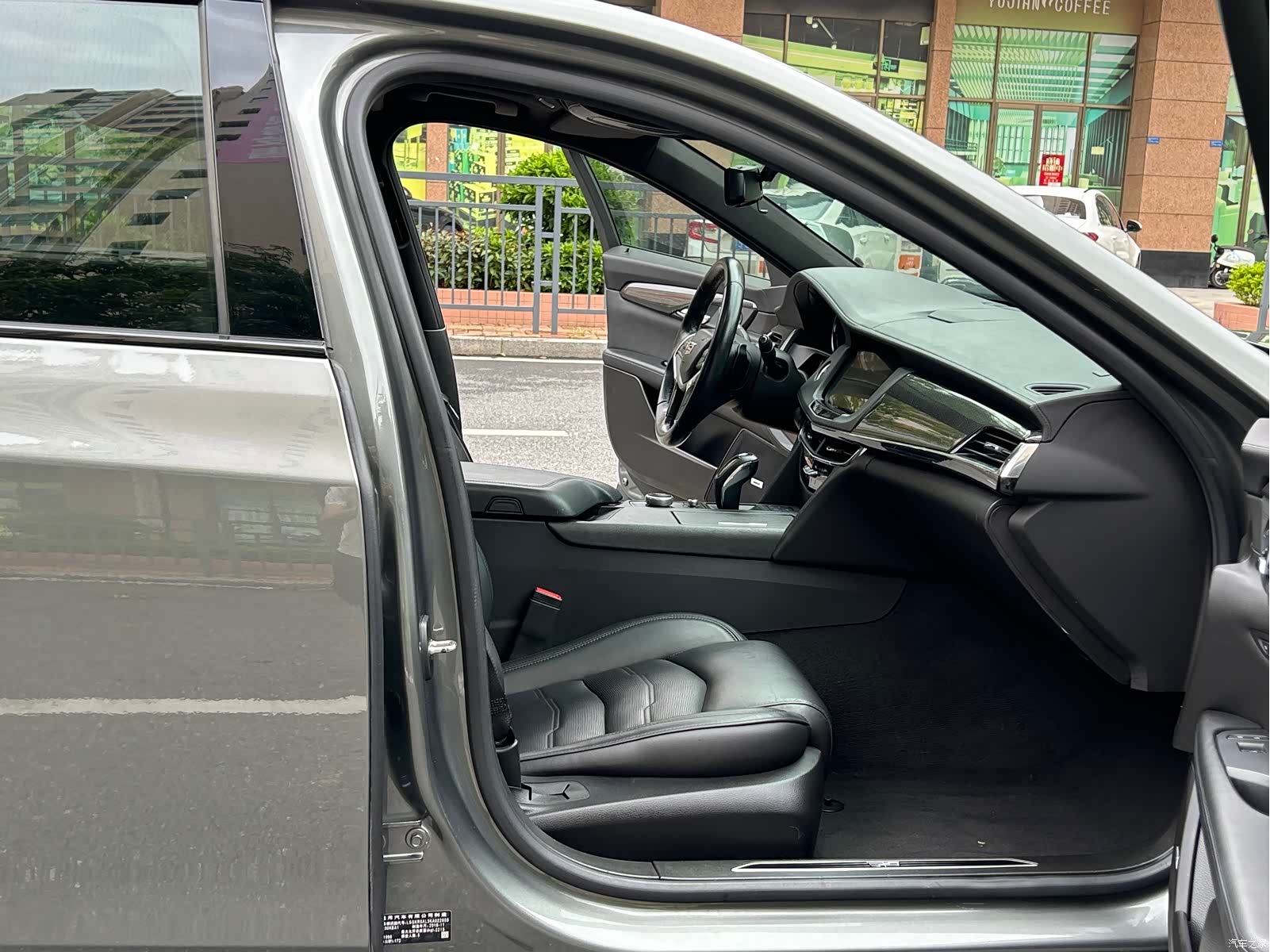 Cadillac CT6, 2019 8