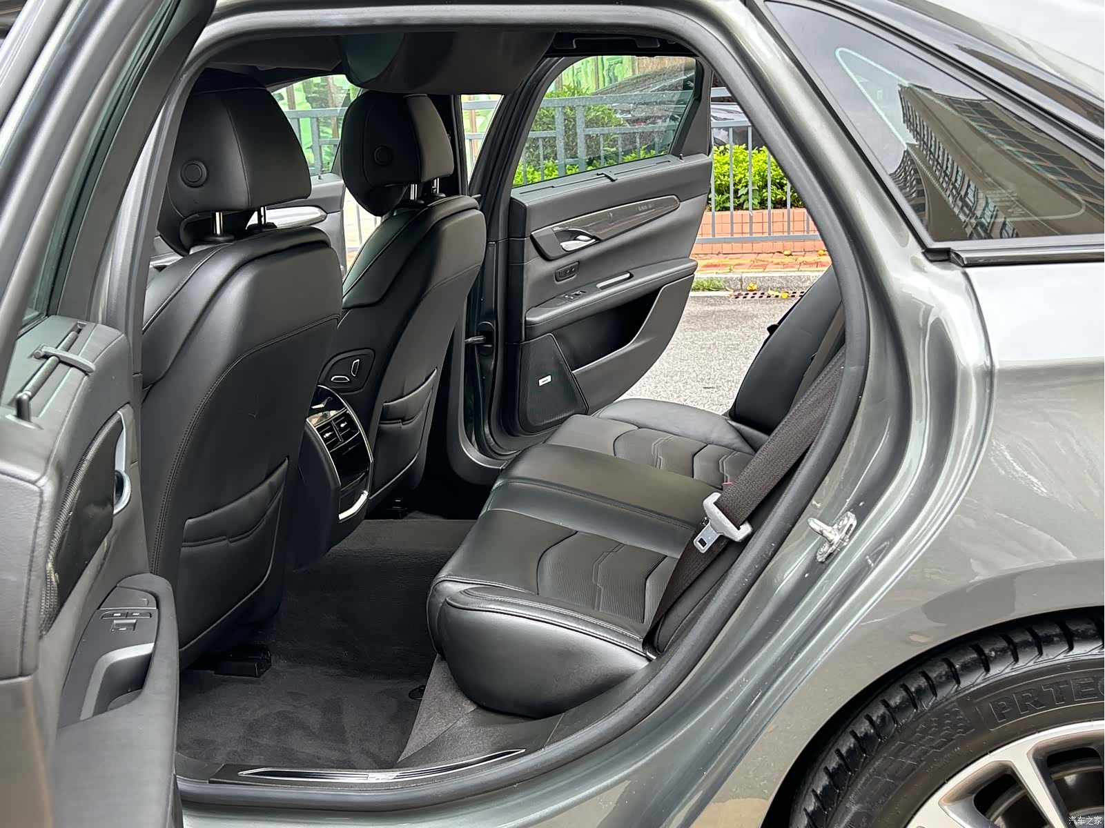 Cadillac CT6, 2019 10