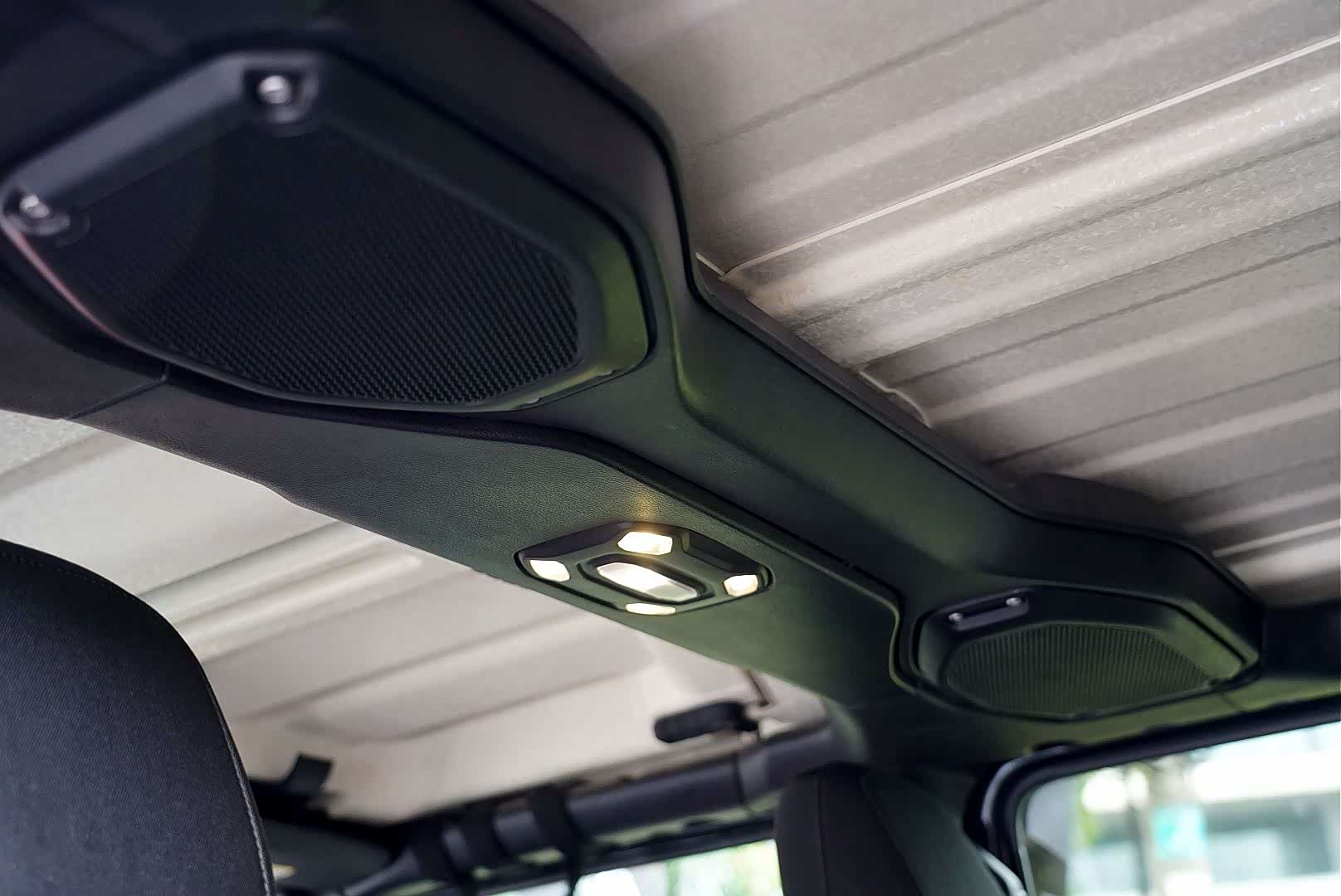 Jeep Wrangler, 2020 16