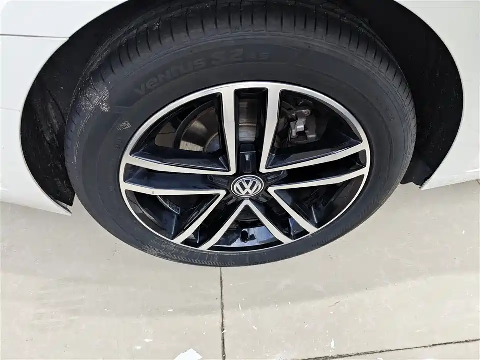 Volkswagen Lingdu