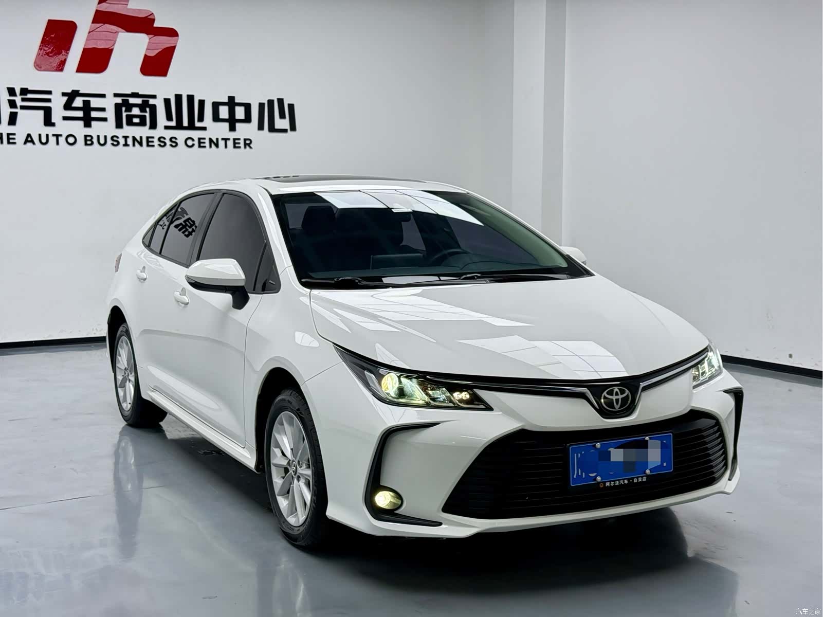 Toyota Corolla, 2023 3