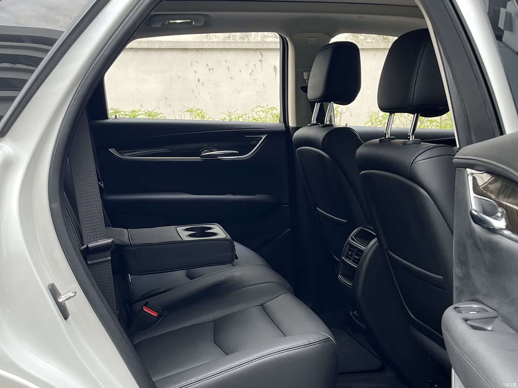 Cadillac XT5, 2019 11