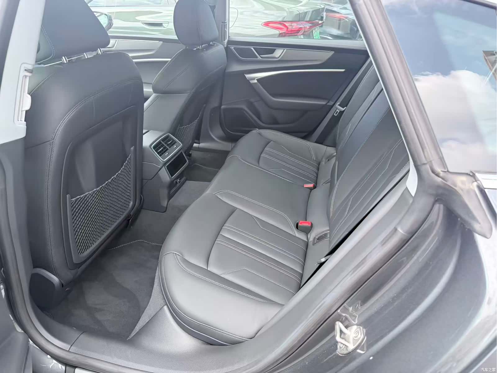 Audi A7, 2025 все фото
