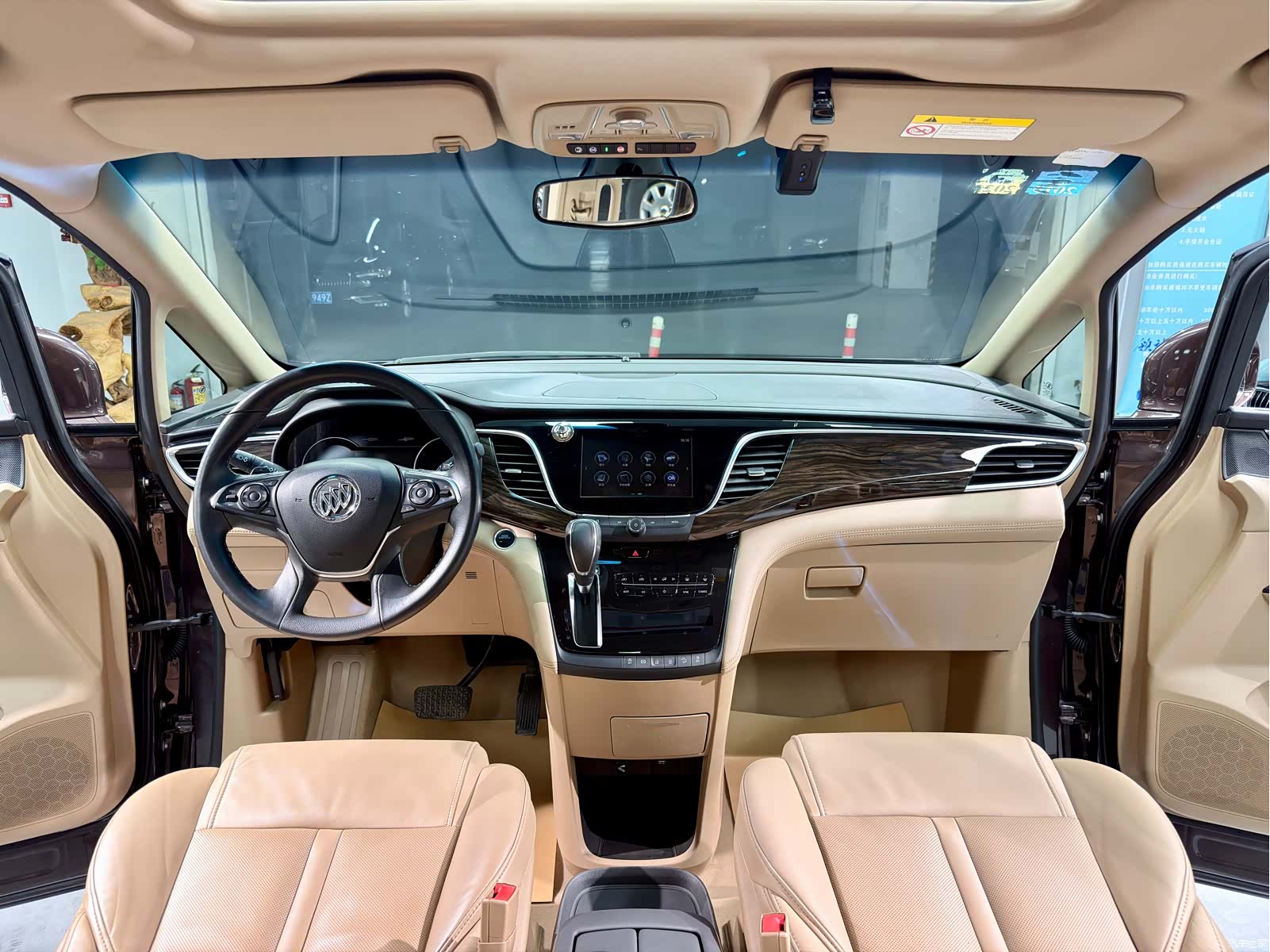 Buick GL8, 2017 12