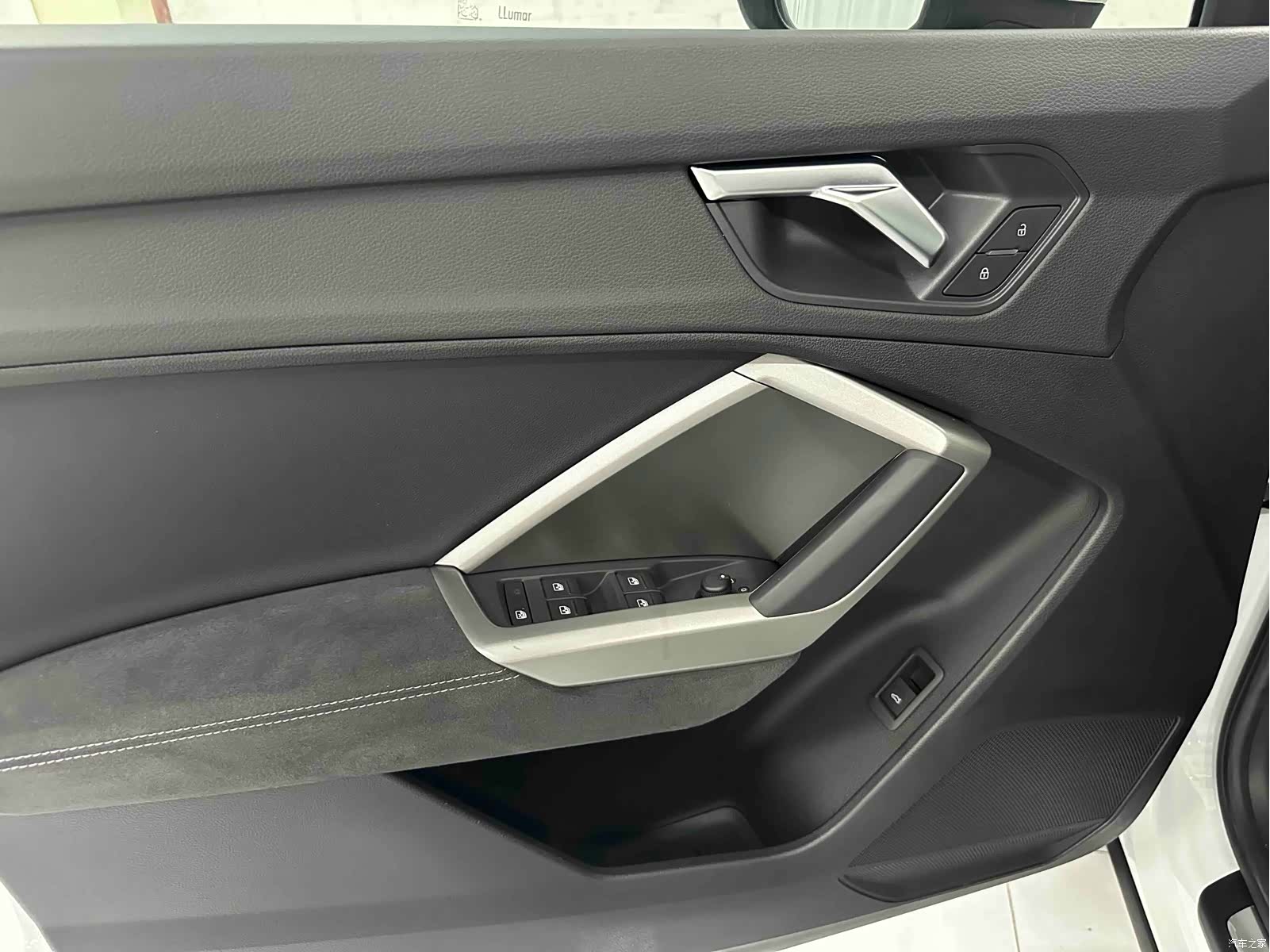 Audi Q3, 2022 10