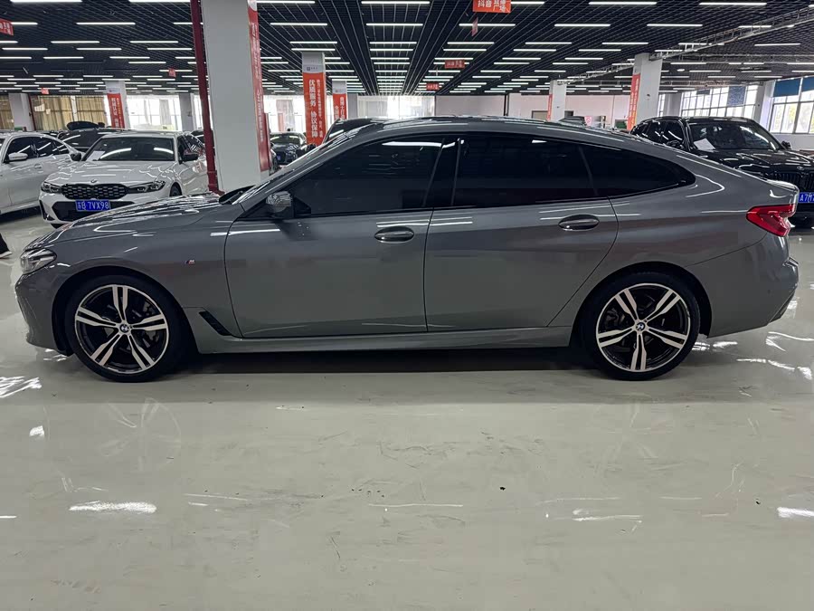 BMW 6 Series GT 2024, фото 15