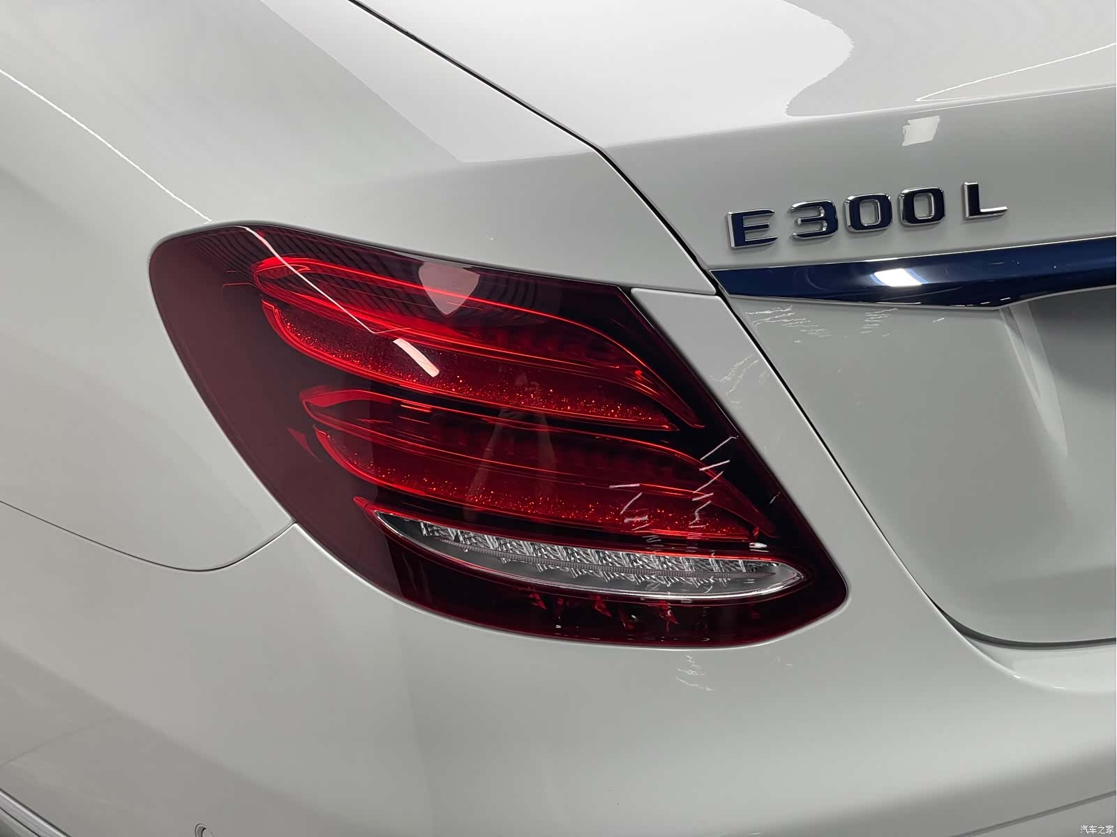 Mercedes-Benz E-Class, 2018 20