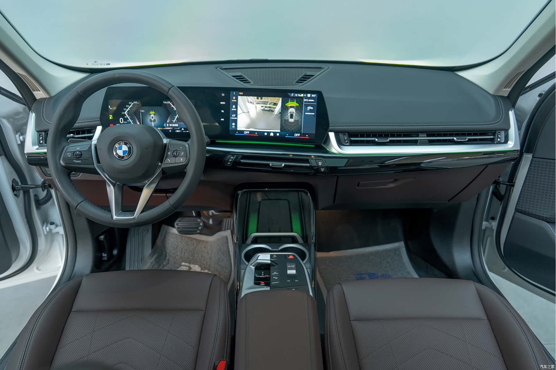 BMW X1, 2025 10