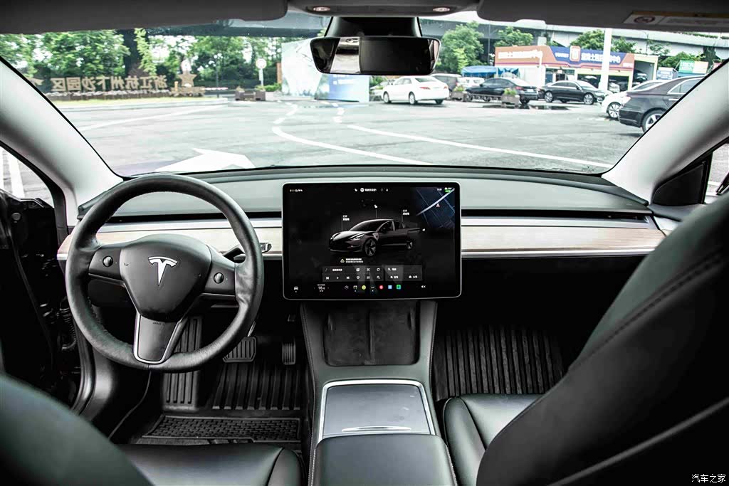 Tesla Model 3, 2022 16
