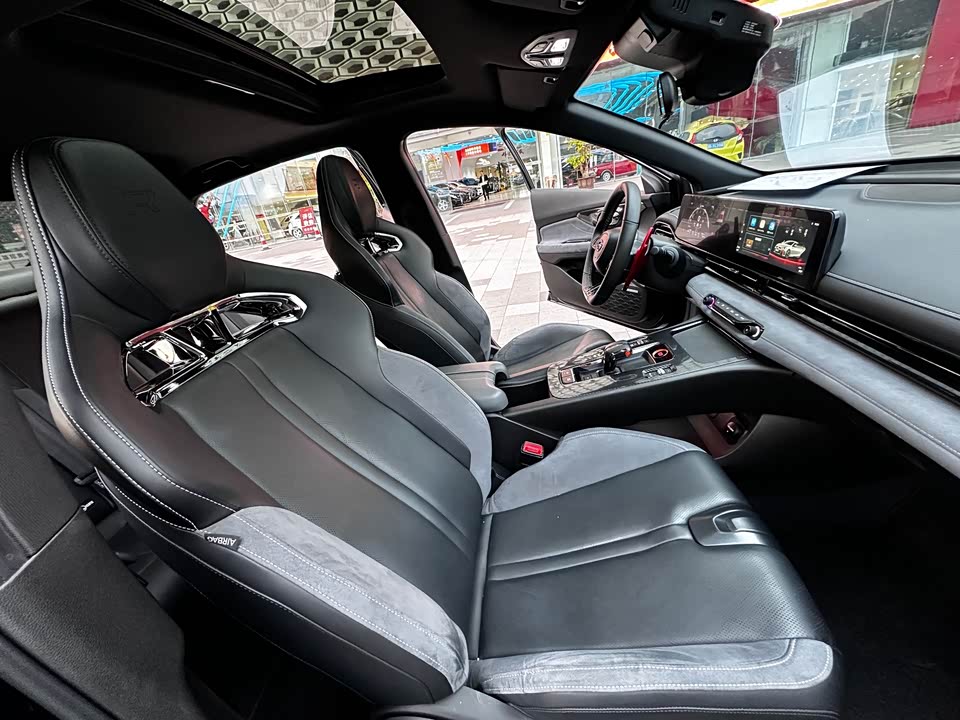 Trumpchi Shadow Leopard