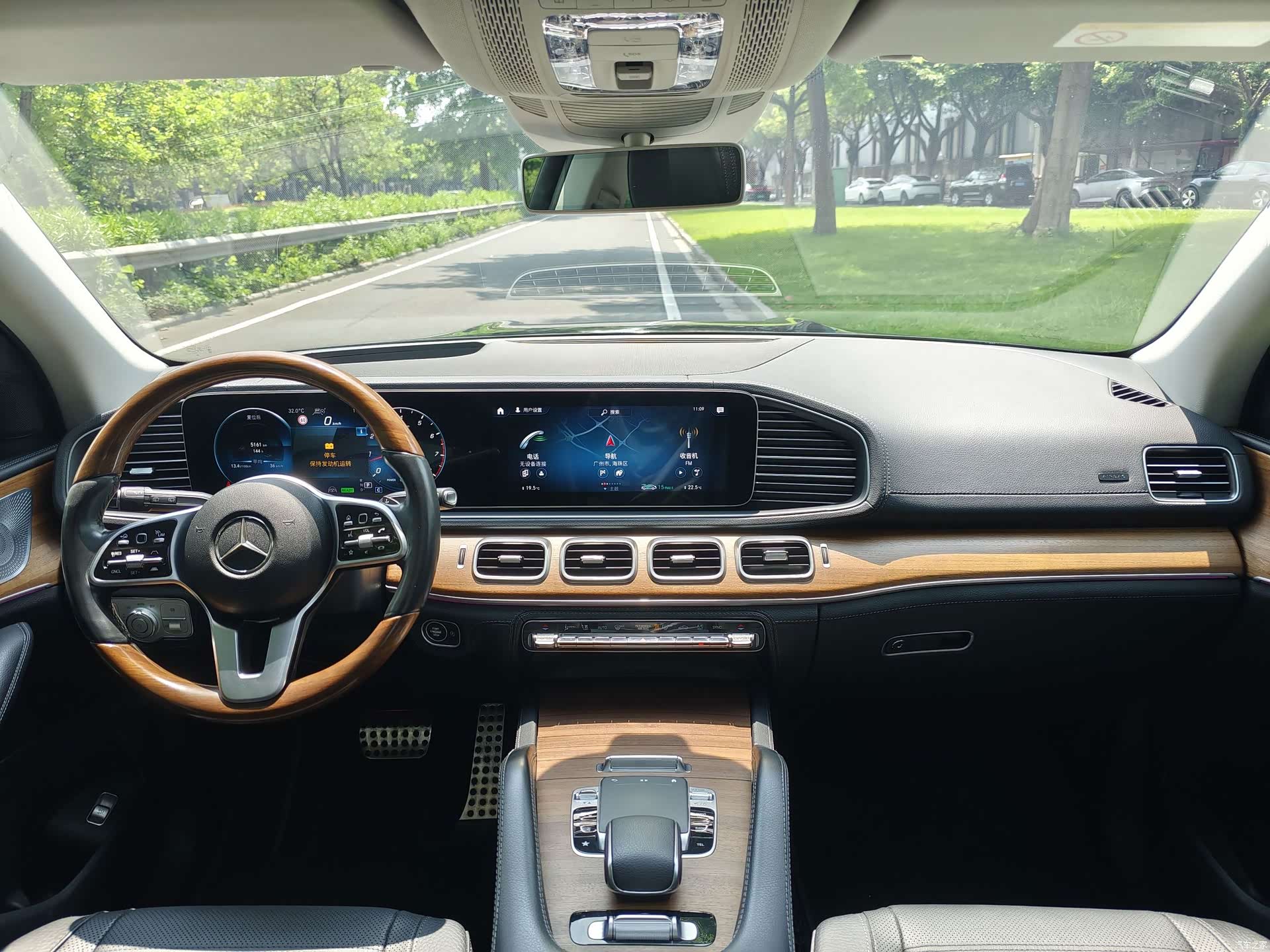 Mercedes-Benz GLS, 2020 12