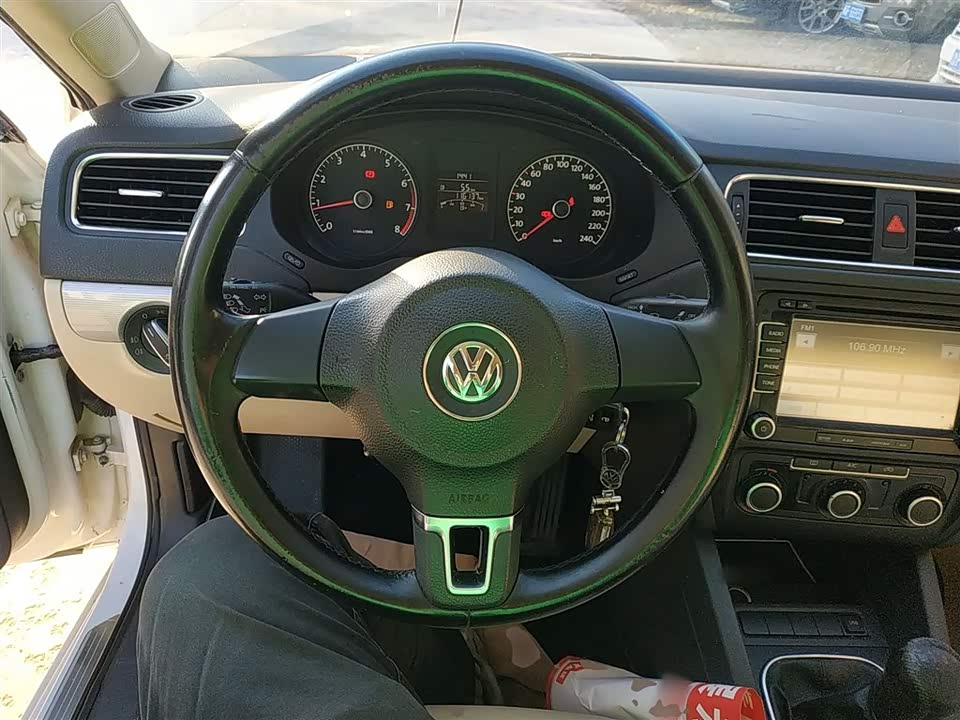 Volkswagen Sagitar