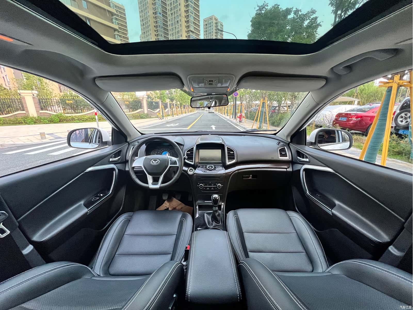 BAIC S6, 2016 12