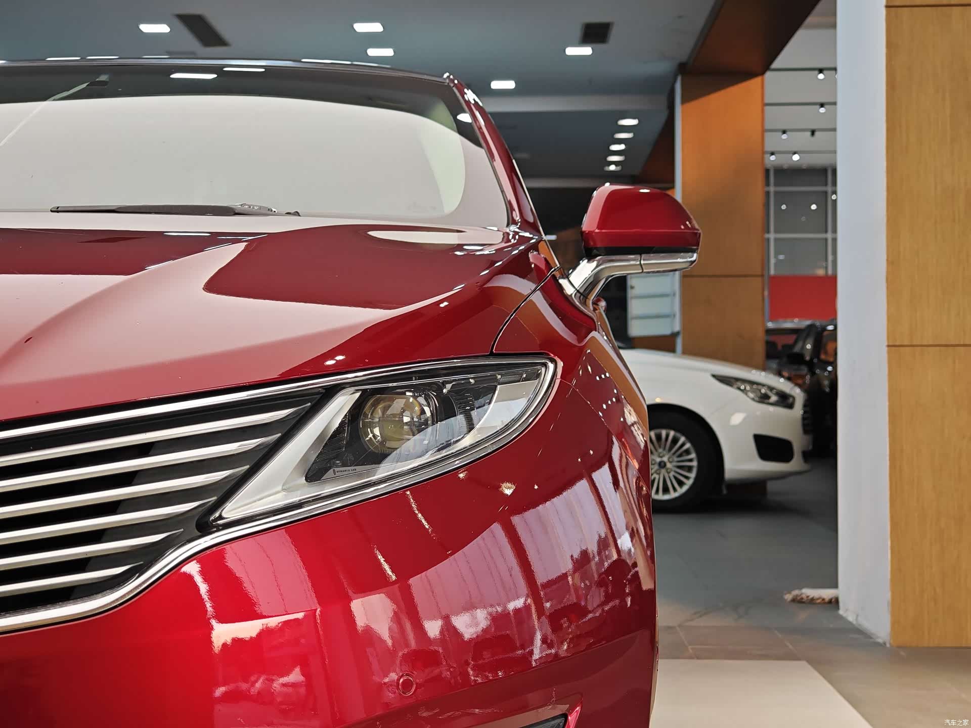 Lincoln MKZ, 2015 2