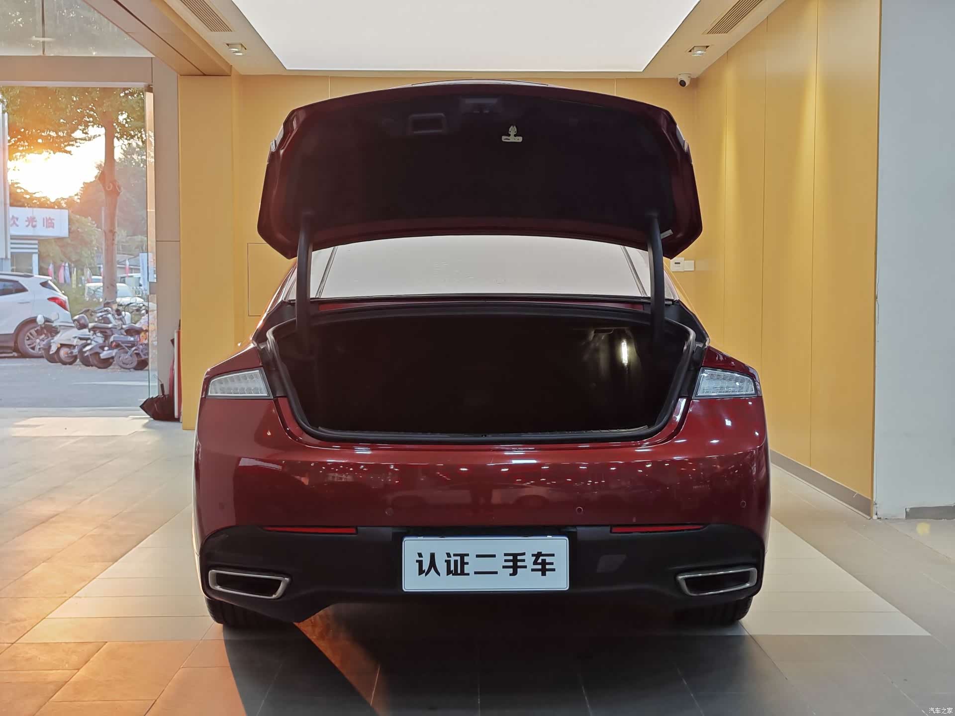 Lincoln MKZ, 2015 28