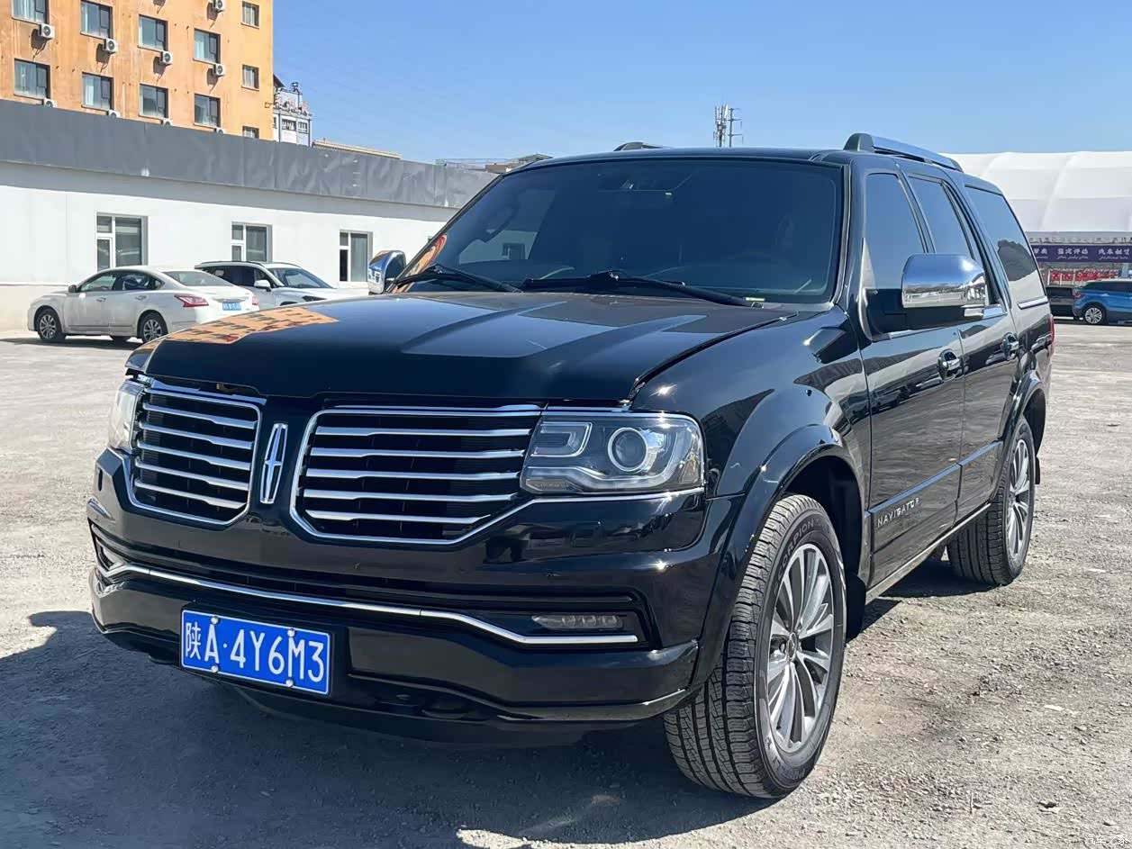 Lincoln Navigator, 2016 3