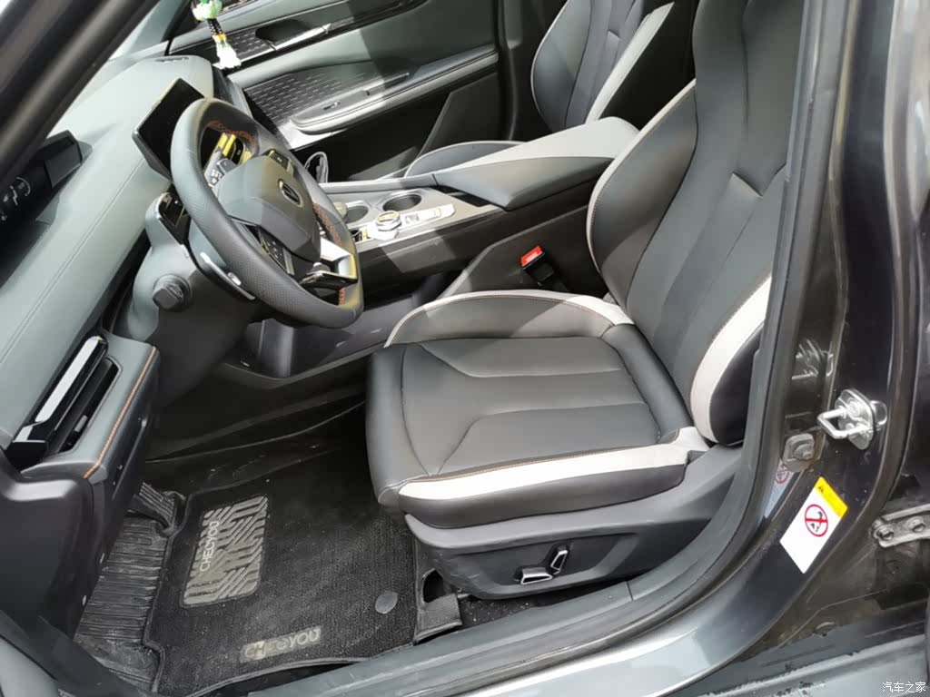Changan UNI-V, 2023 15