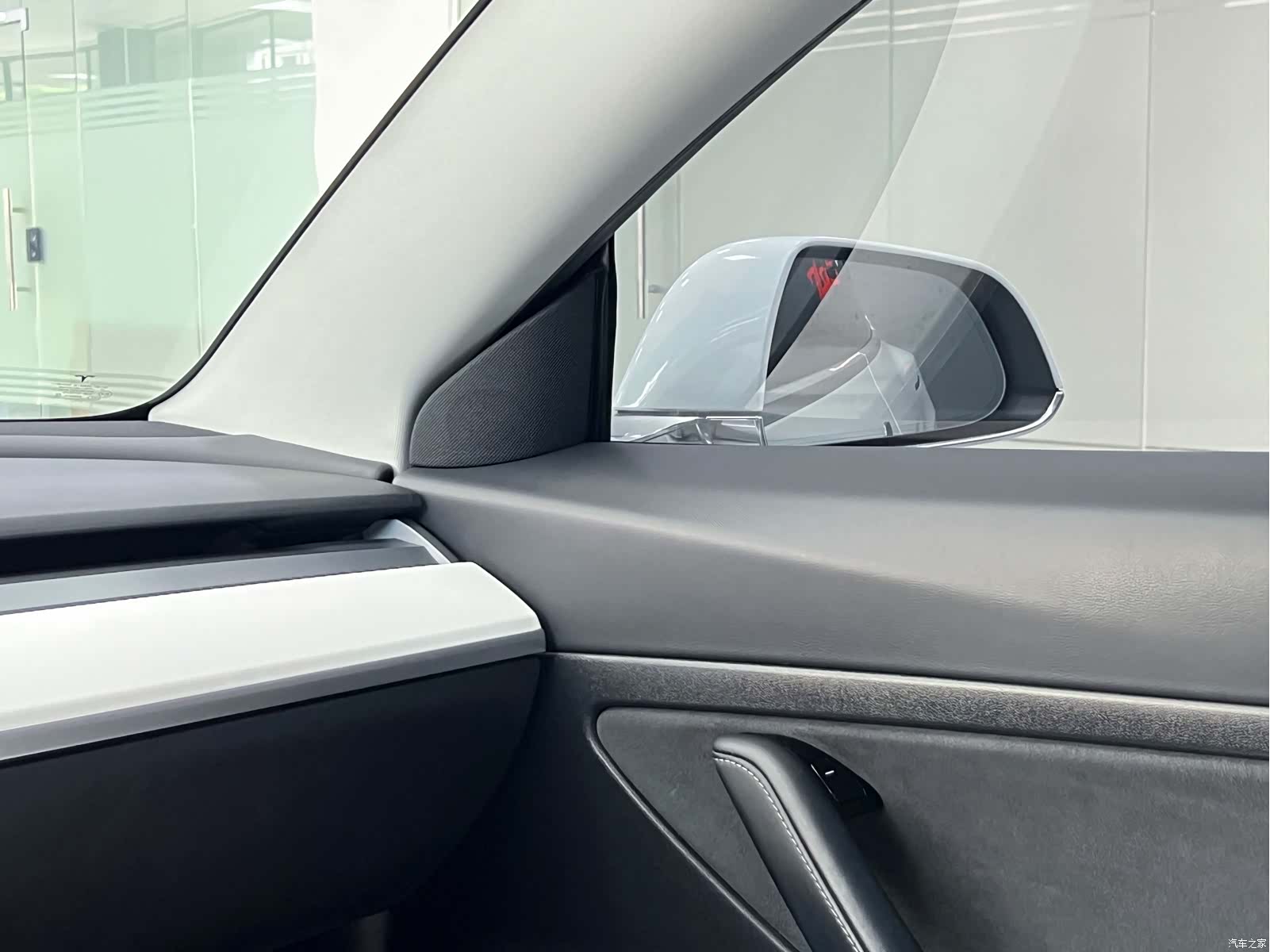 Tesla Model 3, 2020 16