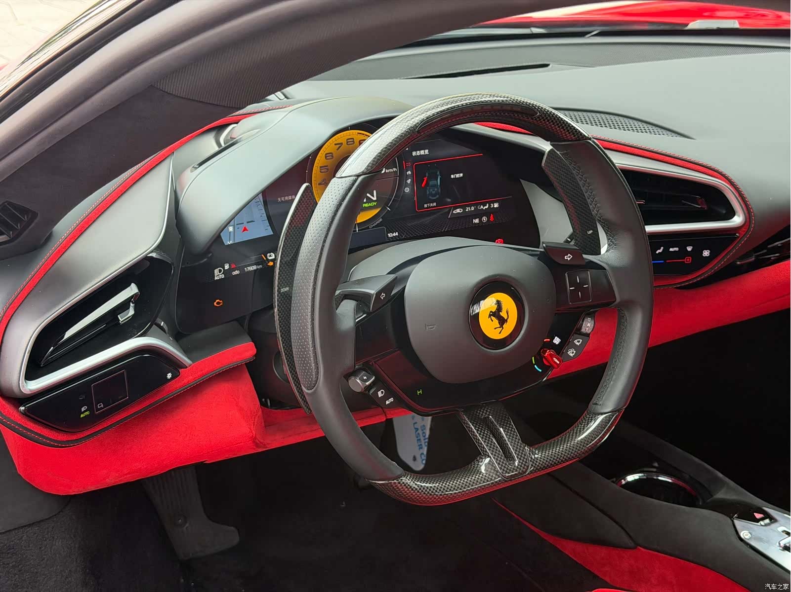 Ferrari 296, 2023 10