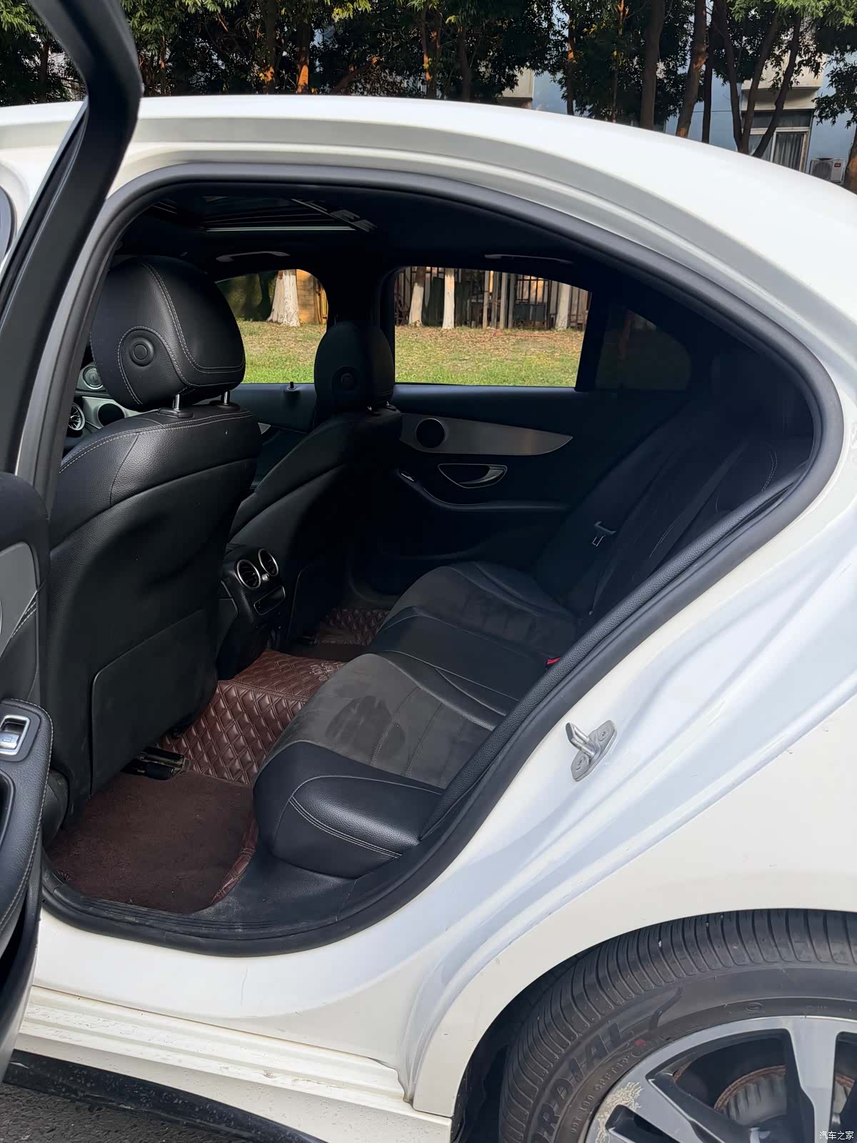 Mercedes-Benz C-Class, 2019 12