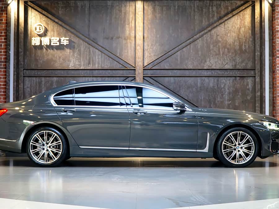 BMW 7-Series 2020, фото 4