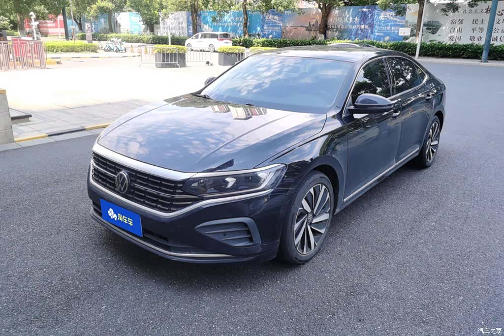 Volkswagen Passat, 2024 1