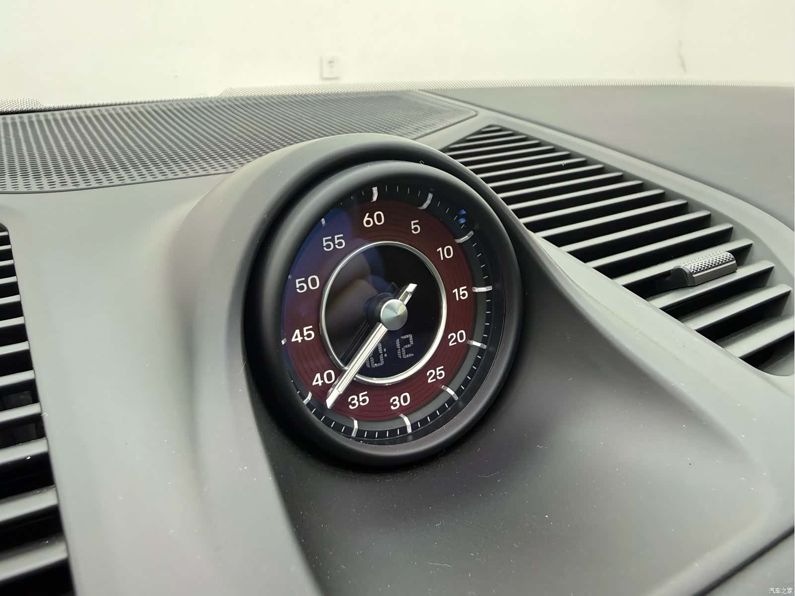 Porsche Cayenne, 2025 17