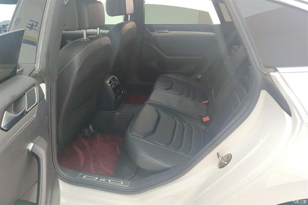 Volkswagen CC, 2020 11