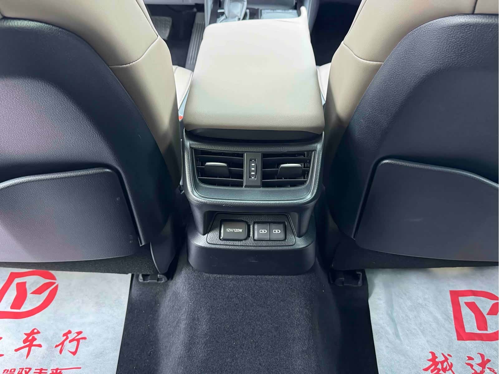 Lexus ES, 2022 16