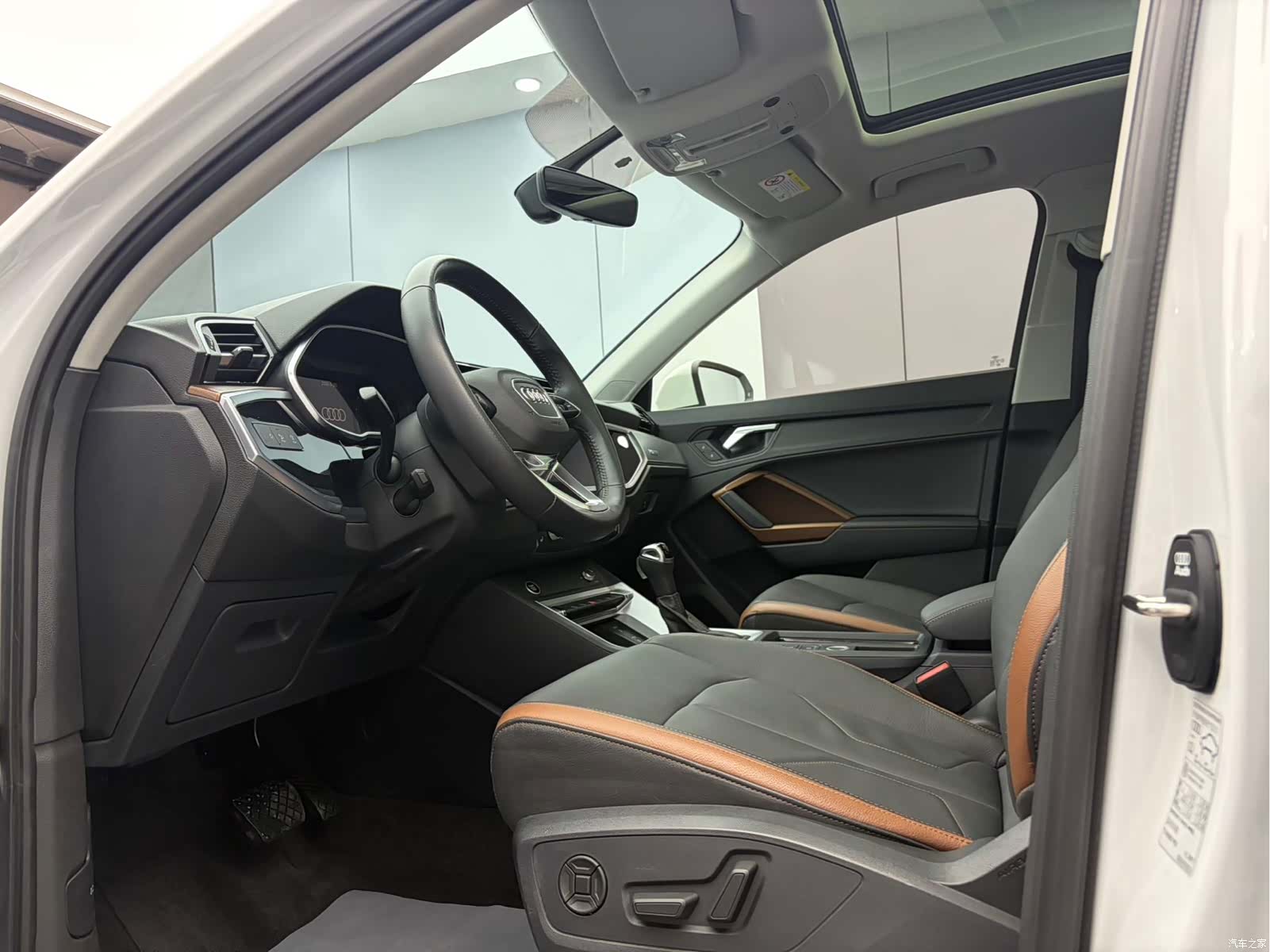 Audi Q3, 2022 8