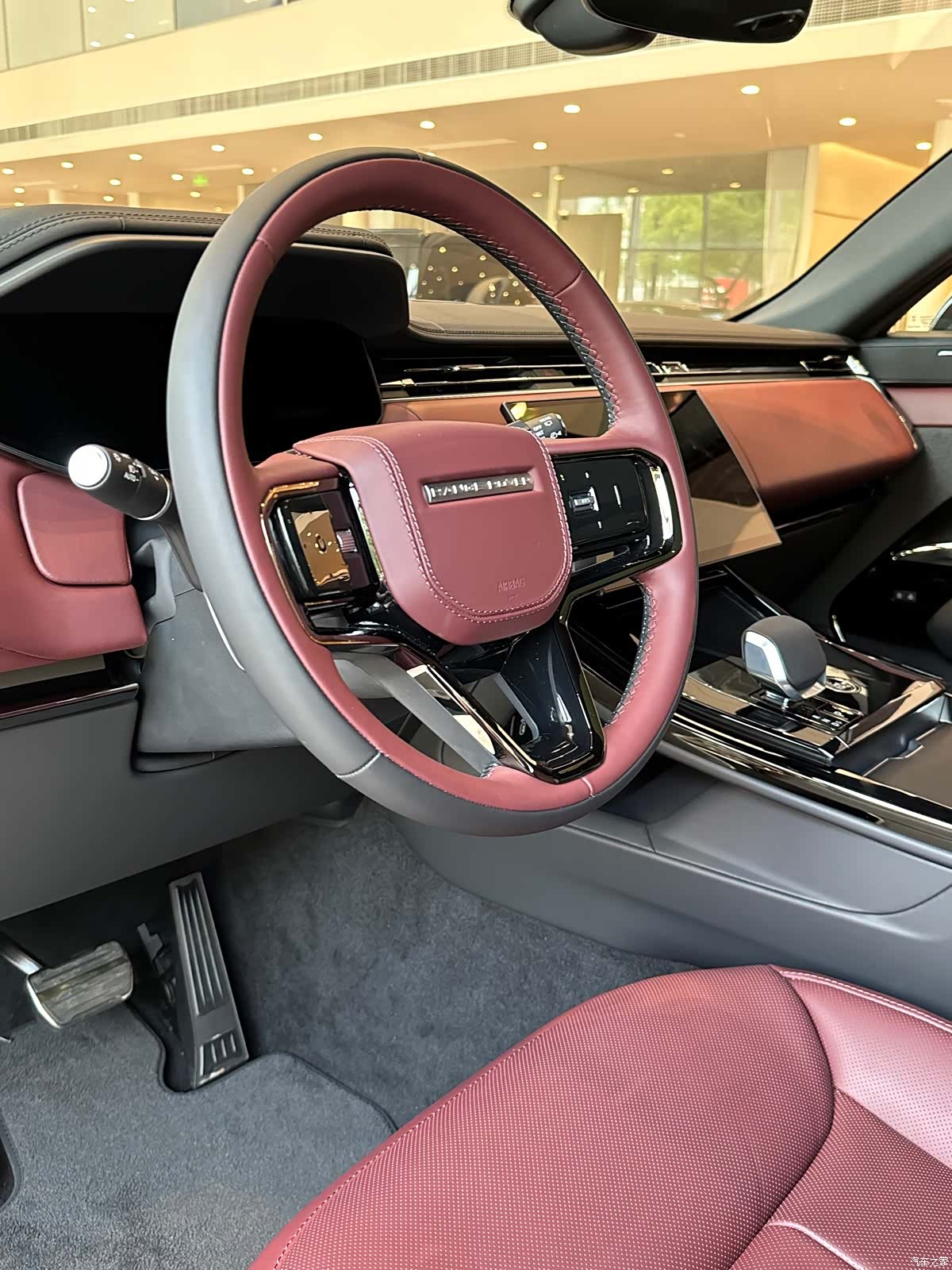 Land Rover Range Rover, 2026 3