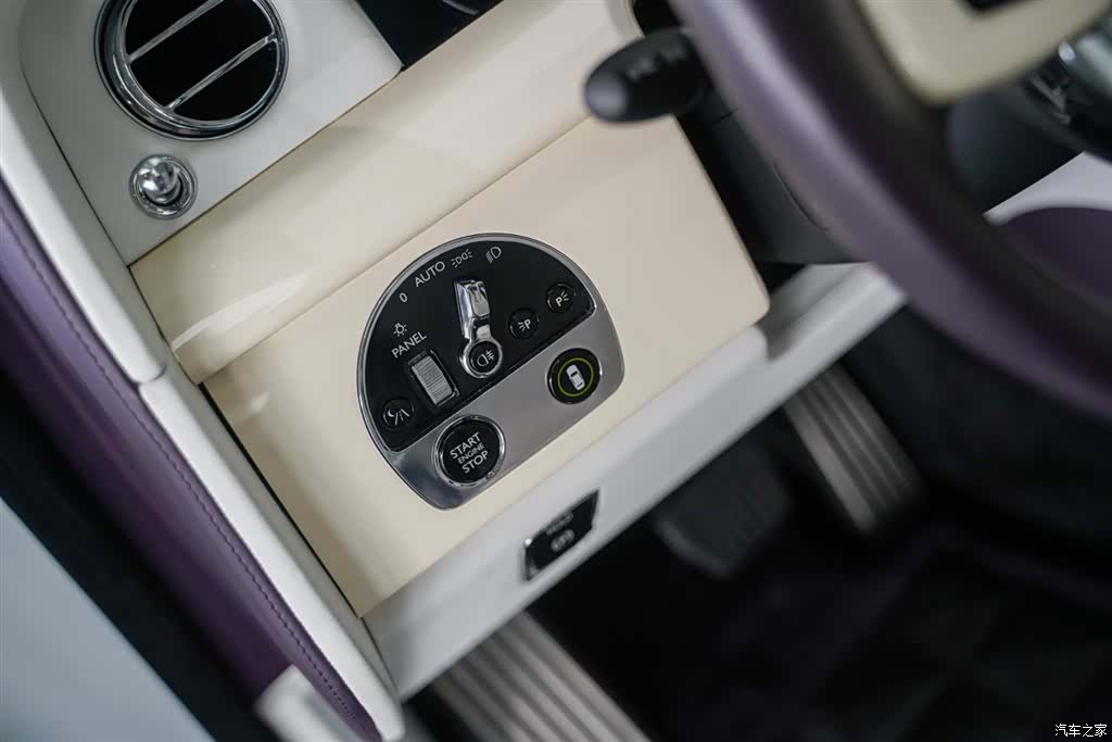 Rolls-Royce Phantom, 2019 21