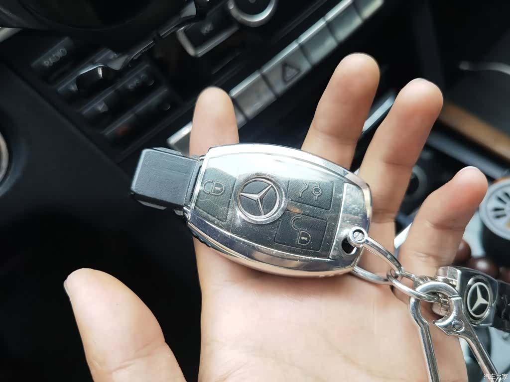 Mercedes-Benz E-Class, 2015 12