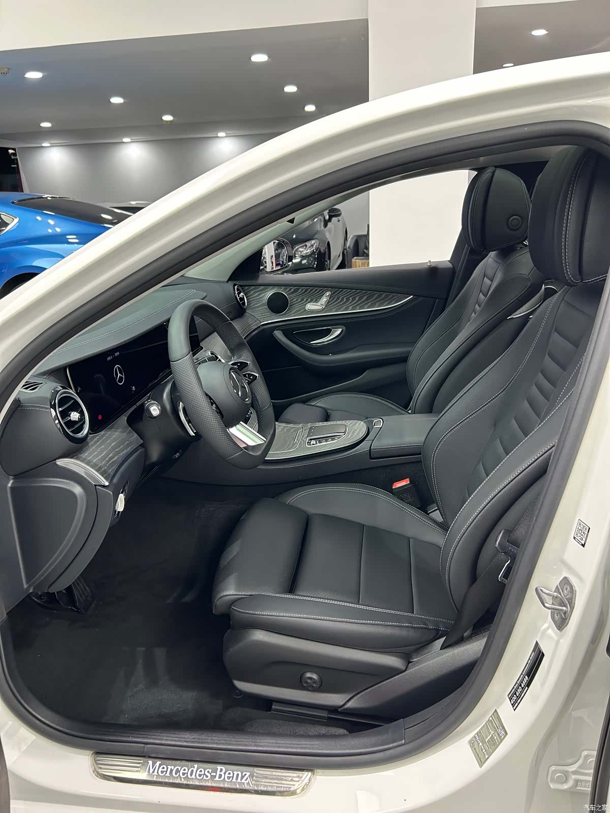 Mercedes-Benz E-Class, 2022 8