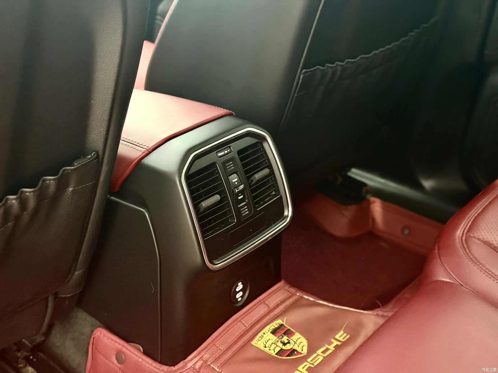 Porsche Macan, 2024 13