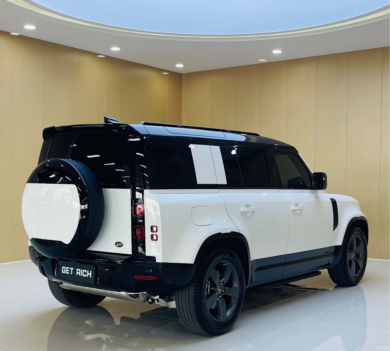 Land Rover Defender, 2026 9