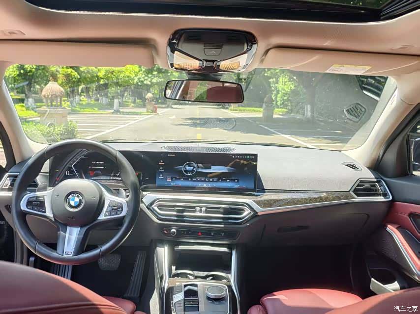 BMW 3 Series, 2024 все фото