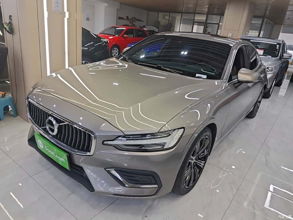 Volvo S60, 2022 2