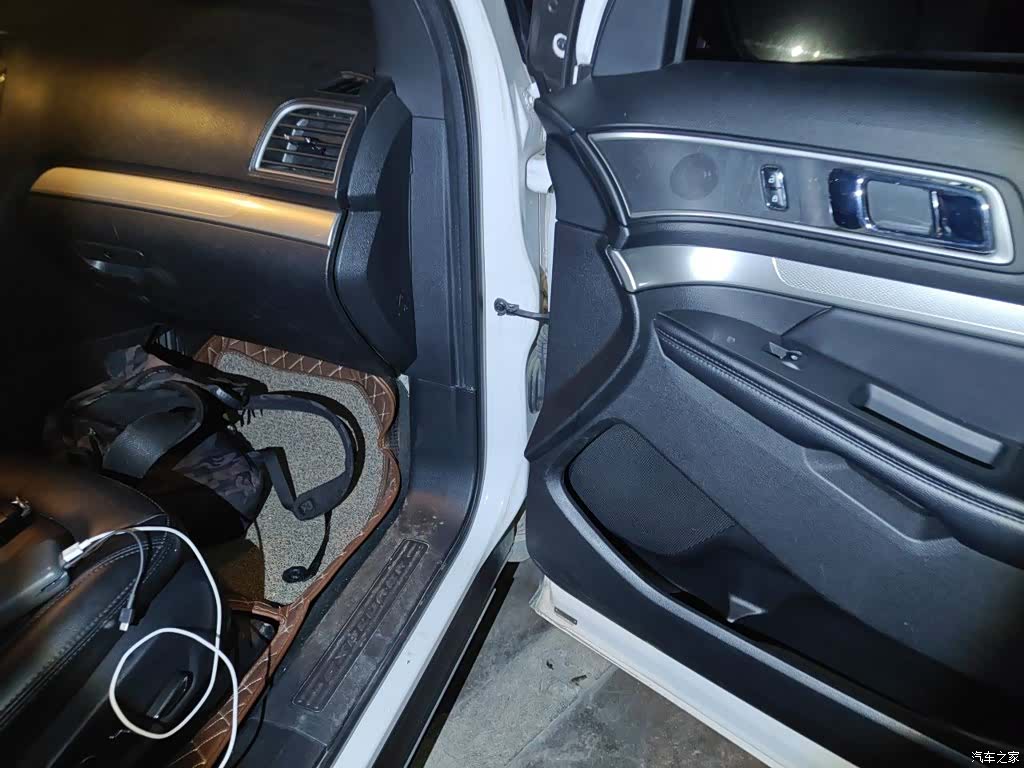 Ford Explorer, 2017 20