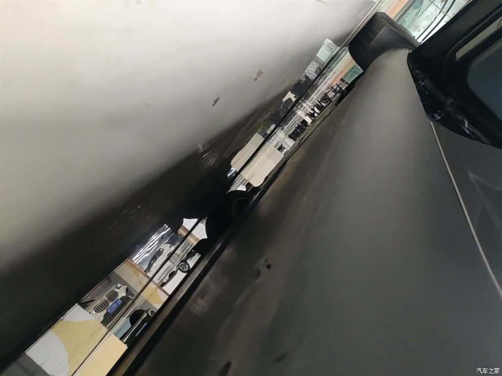 Tesla Model Y, 2022 22