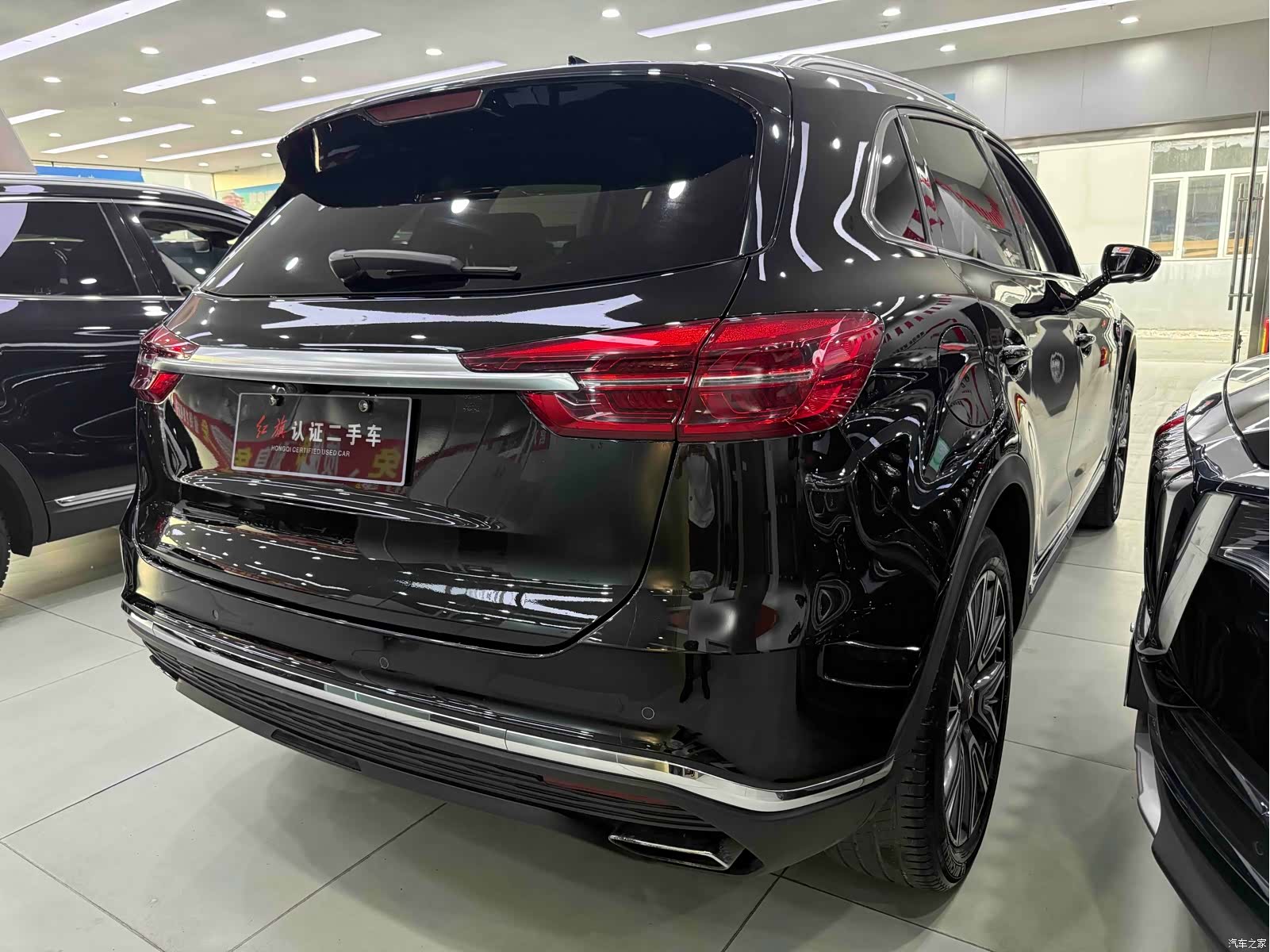 Hongqi HS5, 2022 4