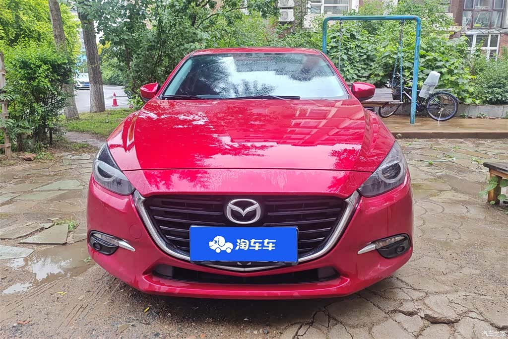 Mazda Mazda3, 2018 2