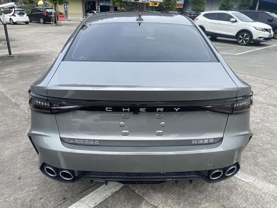 Chery Arrizo 8