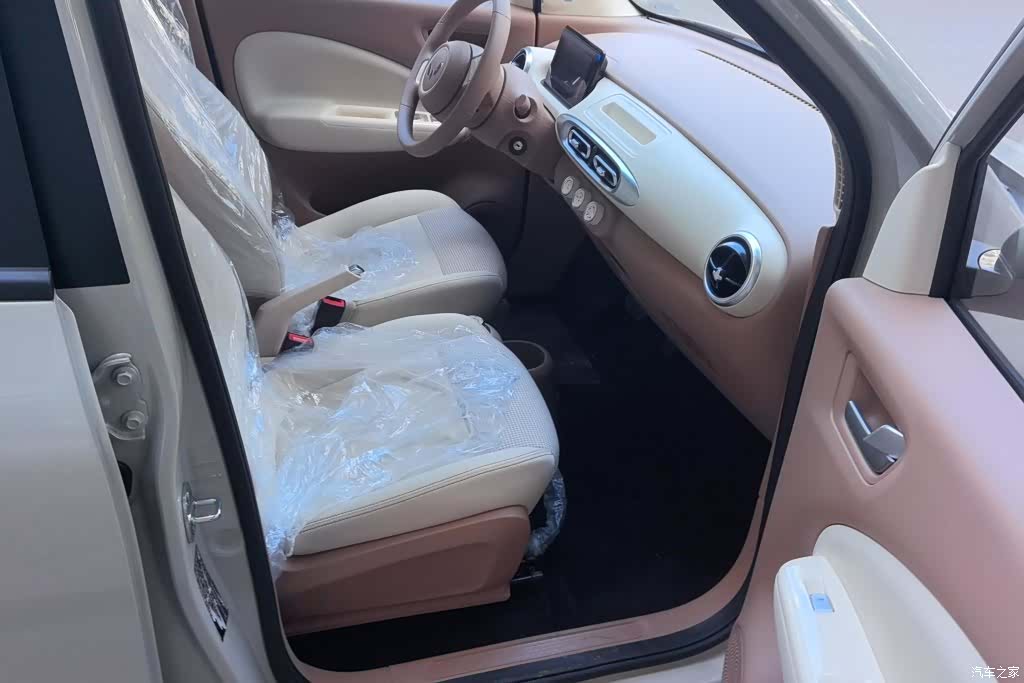 Wuling MINIEV, 2026 8