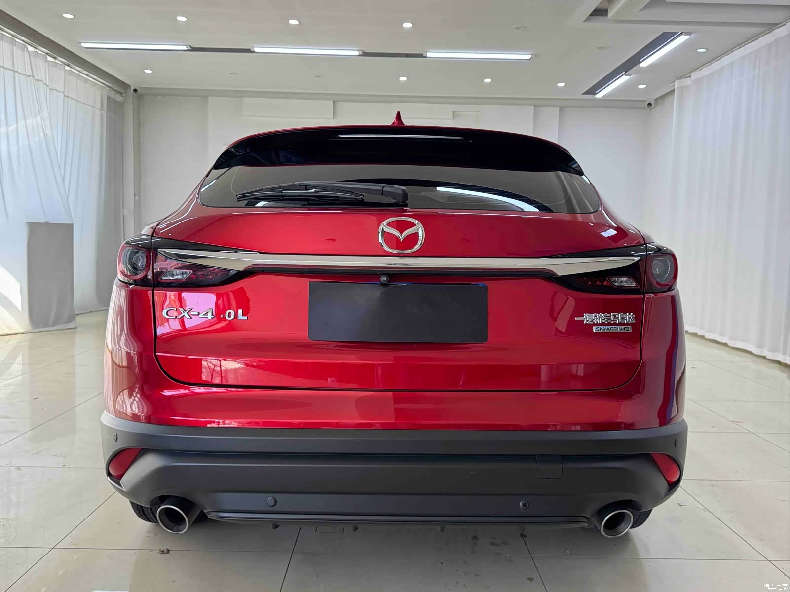 Mazda CX-4, 2023 все фото
