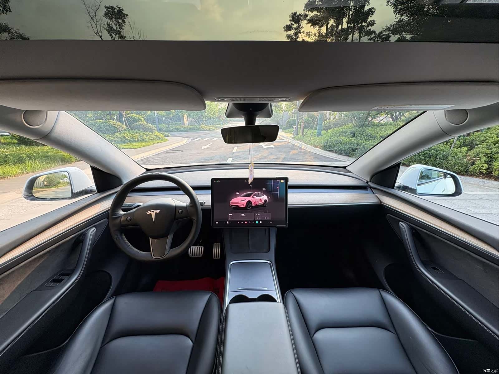 Tesla Model Y, 2022 14
