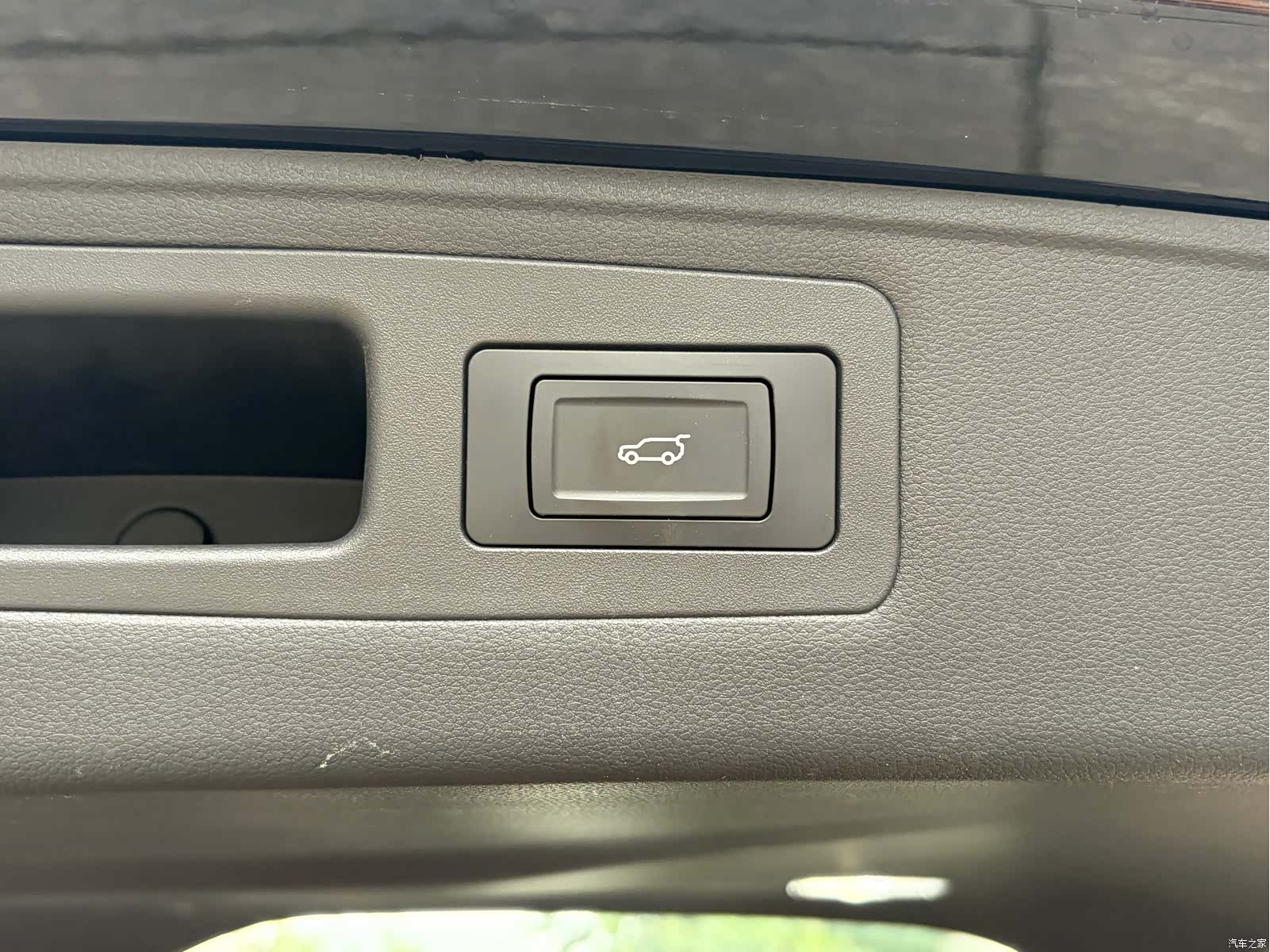 Jetour L7, 2025 11