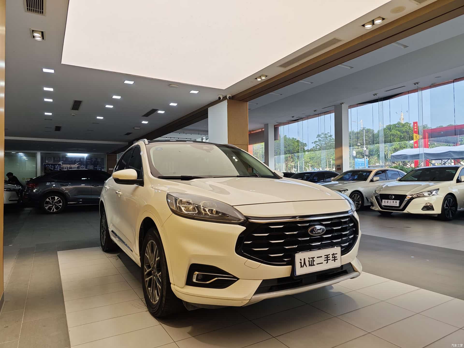 Ford Escape, 2020 все фото