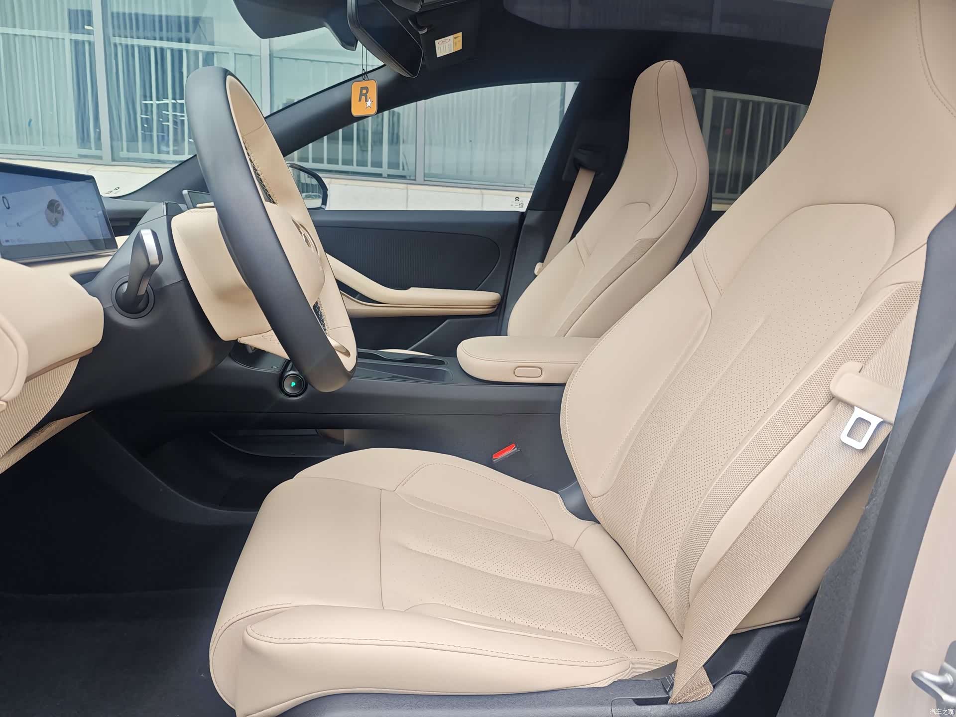 NIO ET5, 2024 10