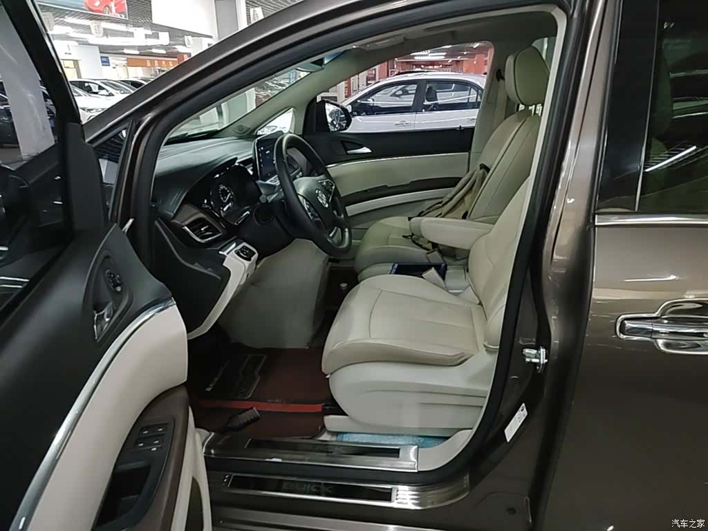 Buick GL8, 2020 15